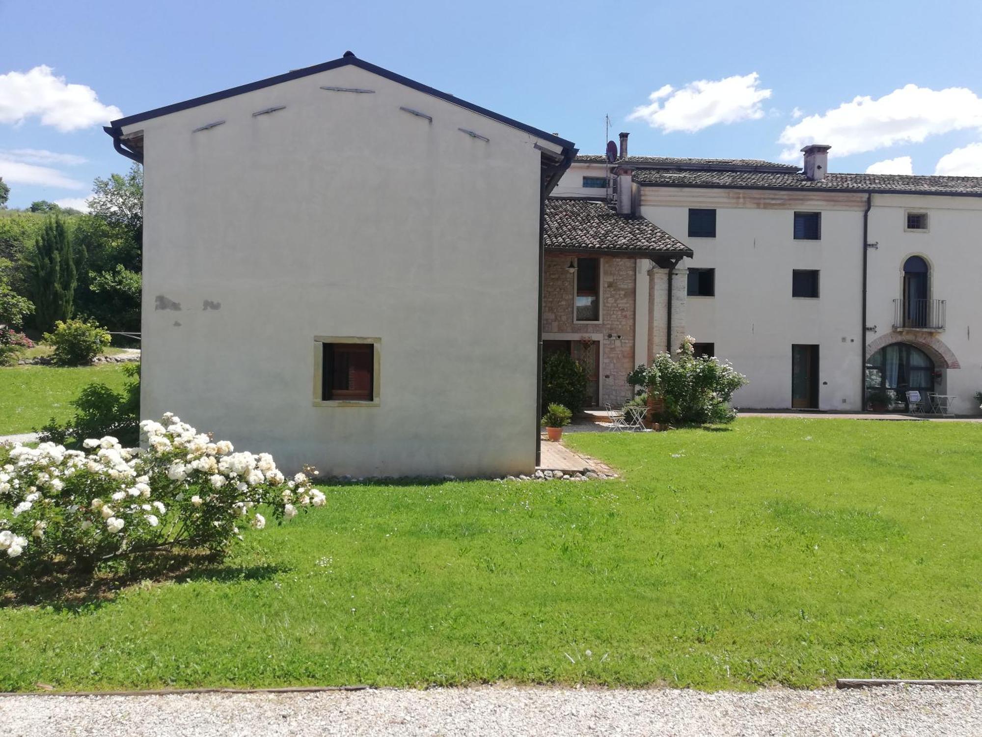 Corte Monticello Barbarano Vicentino Habitación foto